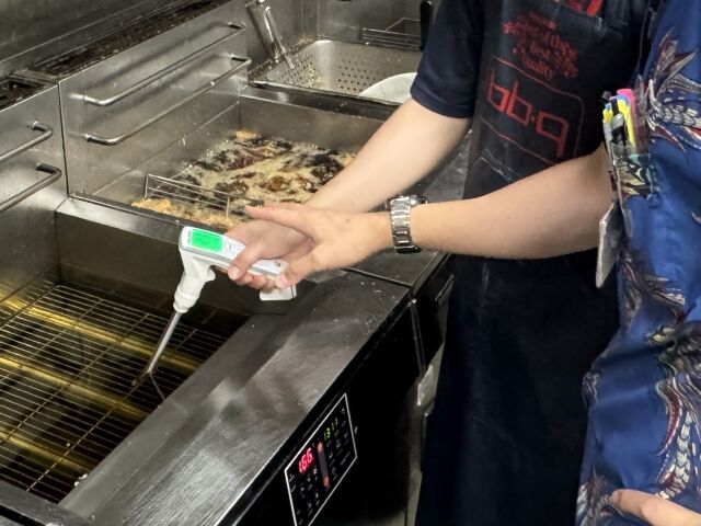 /제너시스BBQ