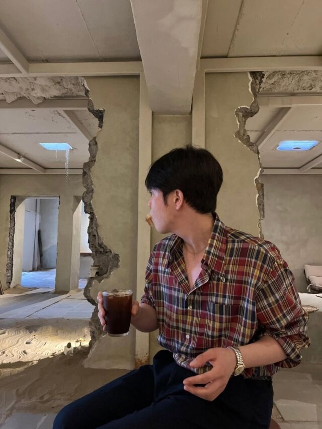 피오가 교통사고를 당한 뒤 한층 밝아진 모습으로 근황을 전했다. / 피오 SNS