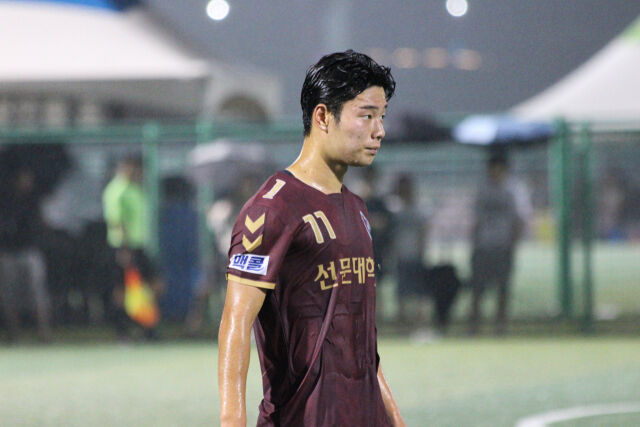 선문대가 16일 군민3구장에서 열린 수원대와의 조별리그 2차전에서 3-0으로 승리했다. 2경기 연속골을 넣은 선문대 서민덕./한국대학축구연맹 제공