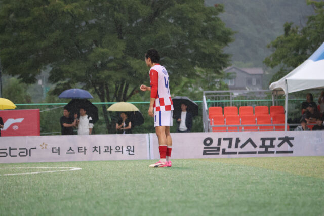 한남대학교가 16일 열린 예원예술대학교와의 조별리그 2차전에서 5-0으로 대승을 거뒀다. 한남대 구유하는 1도움을 기록하며 승리에 기여했다./한국대학축구연맹 제공