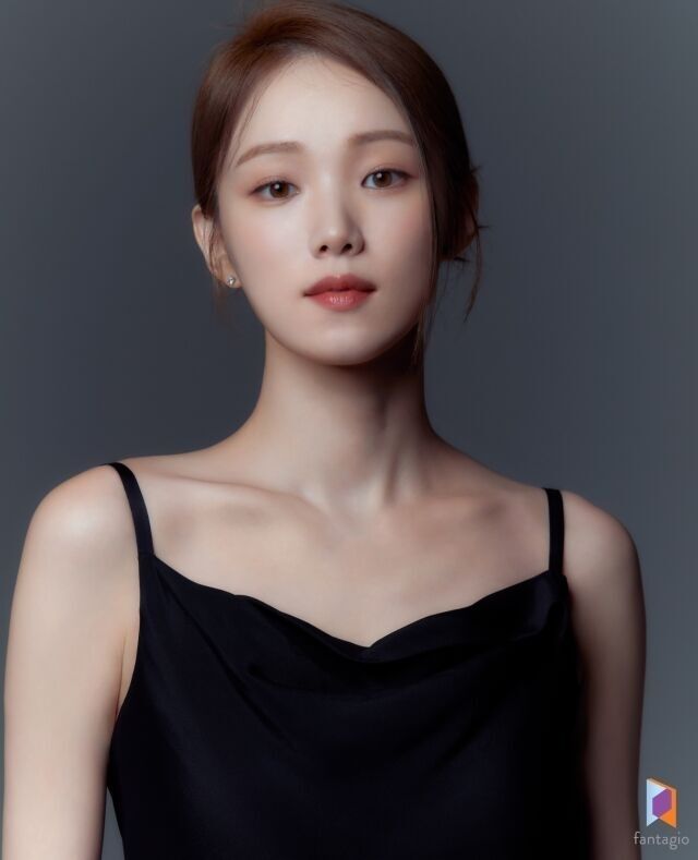 이성경