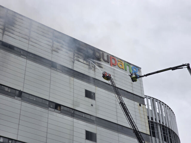 지난달 21일 오전 인천 서해구 석남동 쿠팡물류센터 화재현장. /뉴시스