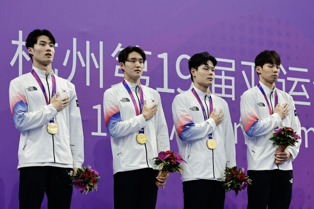 2022 항저우 아시안게임에 참가했던 황선우·양재훈·이호준·김우민/항저우 아시안게임 홈페이지