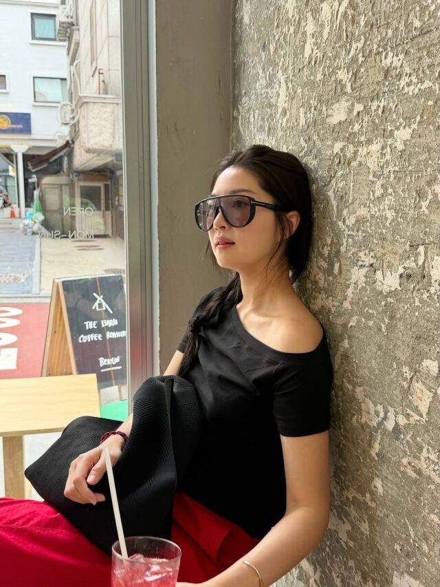 그룹 신화 전진의 아내 류이서./류이서 소셜미디어