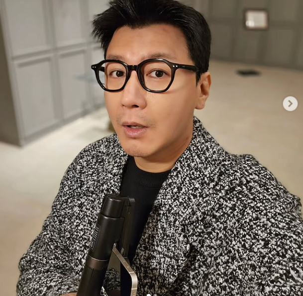 KBS2 ‘살림하는 남자들’을 통해 큰 사랑을 받은 배우 김승현 가족이 유튜브로 전한 근황 속 씁쓸한 현실을 솔직하게 고백했다./김승현 소셜미디어