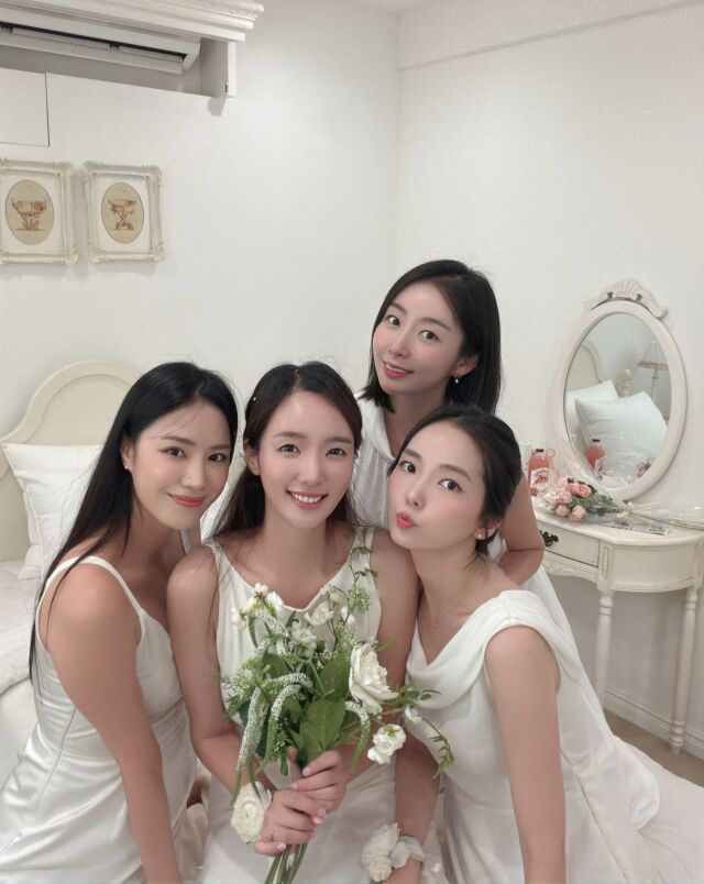 / 민희 SNS