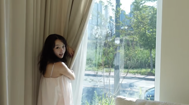 서우가 전남 담양에 위치한 지인의 집을 공개하며 여유로운 여름휴가를 즐겼다. / 유튜브 채널 '안녕하 서우'