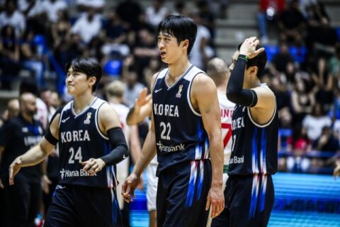 '에이스' 이현중 돌아오면 뭐하나&hellip;한국 남자농구, 레바논에 74-93 완패&hellip;F조 최하위 추락