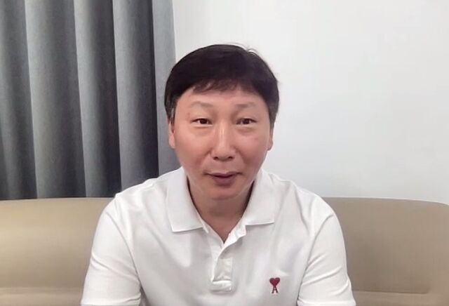 김상식 감독이 2026 아세안컵 우승 후 한국 취재진과 화상 인터뷰를 진행했다.