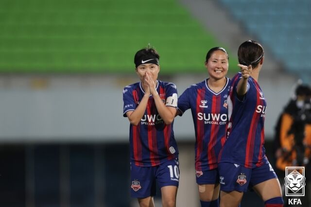 28일 수원종합운동장에서 열린 수원FC 위민과 서울시청의 2026 WK리그 경기에서 주심이 지소연에게 성희롱에 해당하는 막말을 했다. 수원FC 위민 지소연./대한축구협회 제공