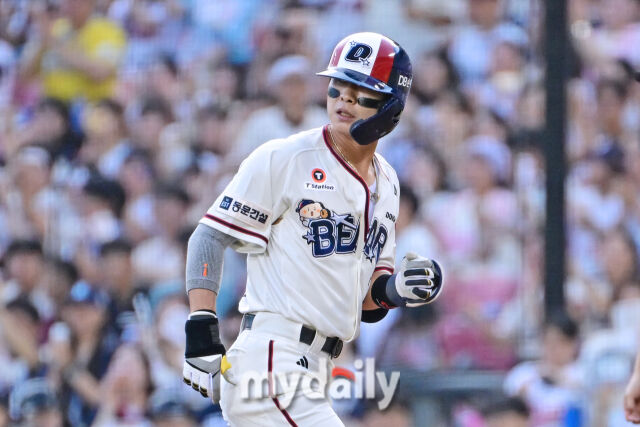 두산 박찬호, KBO 내야수 최초 8시즌 연속 130경기 출장