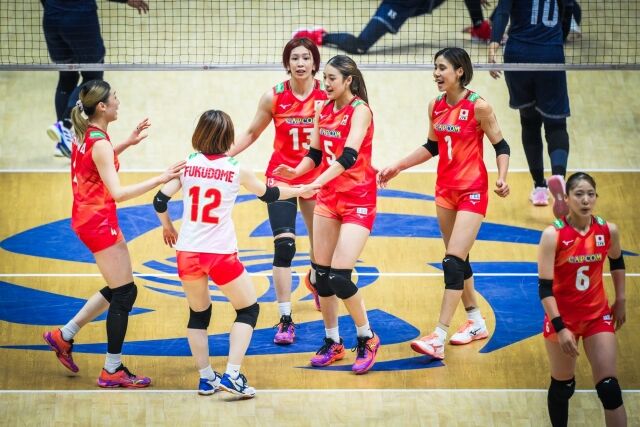 일본여자배구대표팀이 30일 열린 2026 아시아여자배구선수권대회 이란과 3, 4위전에서 세트 스코어 3-0으로 승리해 3위를 차지했다. 이란전에서 공격 성공 후 환호하고 있는 일본 선수들./아시아배구연맹(AVC) 제공