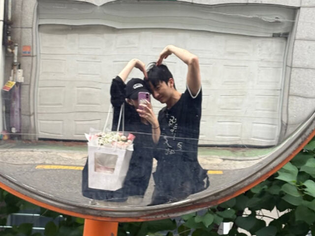 지예은과 바타가 오는 12월 12일에 화촉을 올린다. / 바타 소셜미디어