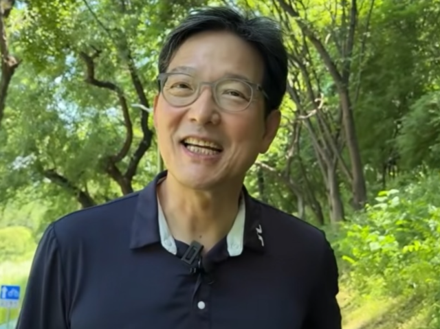 함 원장은 지난 2일 유튜브 채널 ‘월급쟁이부자들TV’에 출연해 경제적 성공을 위해서는 젊은 시절 일정 수준의 희생과 고생이 필수적이라고 강조했다. / 유튜브 채널 ‘월급쟁이부자들TV’