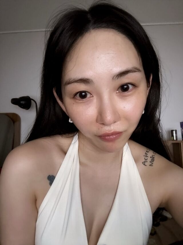 권민아가 친언니와의 금전 갈등을 폭로한 데 이어 자신의 삶을 돌아보며 솔직한 심경을 전했다. / 권민아 SNS