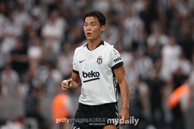 오현규가 지난달 30일 튀프라스 스타디움에서 열린 초룸FK와의 2026-27시즌 튀르키예 쉬페르리그 3라운드 홈 경기에서 교체 출전하고 있다./게티이미지코리아
