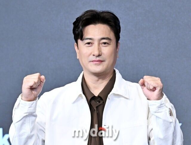 축구 국가대표 출신 방송인 안정환 / 마이데일리