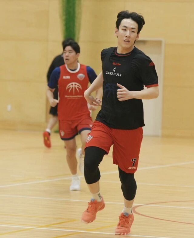 서명진이 훈련을 하고 있다./울산 현대모비스 제공
