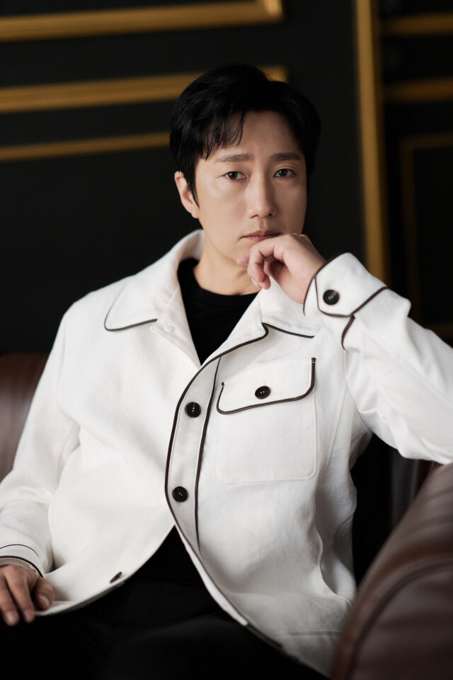 박해일 / 하이브미디어코프