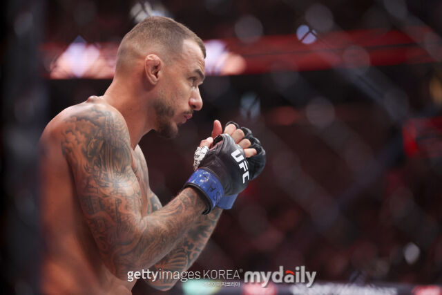 모이카노가 지난해 6월 UFC 317에 출전해 베네일 다리우쉬와 경기를 준비하고 있다./게티이미지코리아