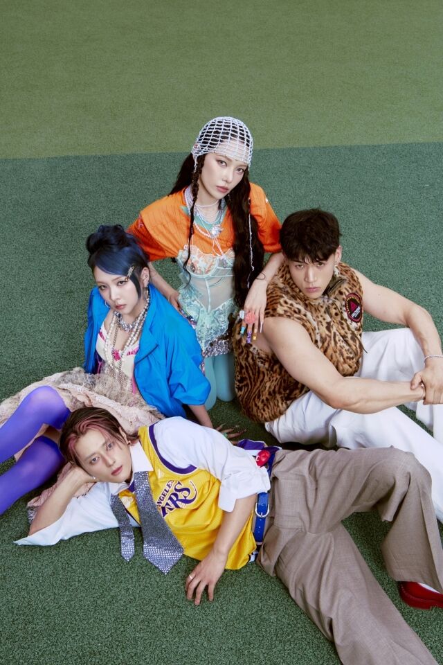 그룹 카드 / 알비더블유(RBW), DSP미디어