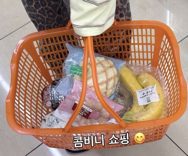 산다라박의 편의점 쇼핑 품목 /소셜미디어