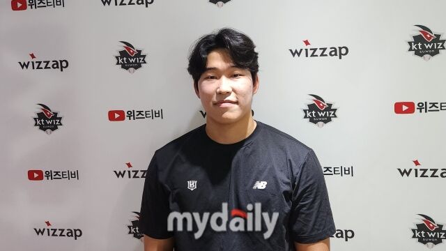 김정운이 9월 20일 수원 KT 위즈파크에서 열린 두산 베어스전을 마치고 인터뷰를 하고 있다./수원=김경현 기자