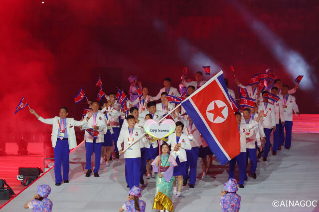 북한 대표단이 입장하고 있다./2026 아이치·나고야 아시안게임 조직위