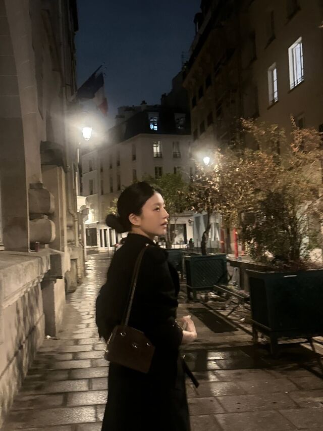 배우 고윤정이 프랑스 파리에서 근황을 전했다. / 고윤정 소셜미디어