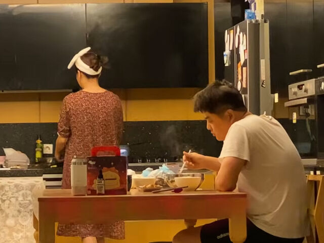 미르의 매형이 전 소속사 대표였다고 알려졌다. / 유튜브 '방가네'