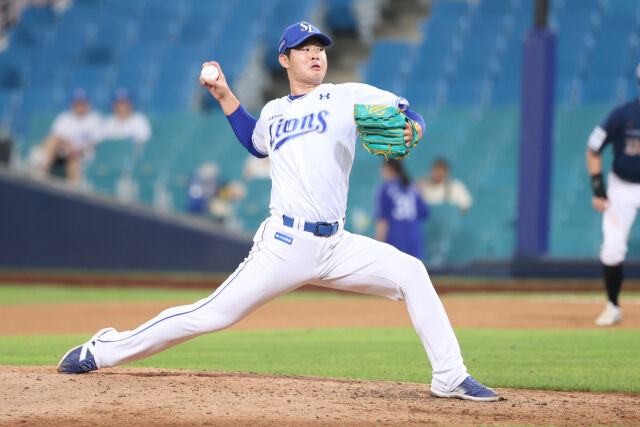 삼성 라이온즈 시절 황동재가 공을 던지고 있다./삼성 라이온즈 제공