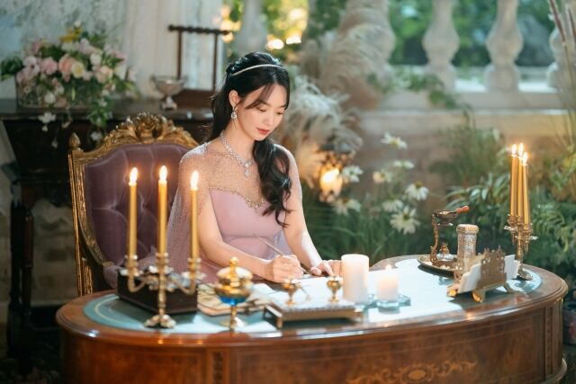 '재혼황후' 신민아 스틸./월트디즈니 컴퍼니 코리아