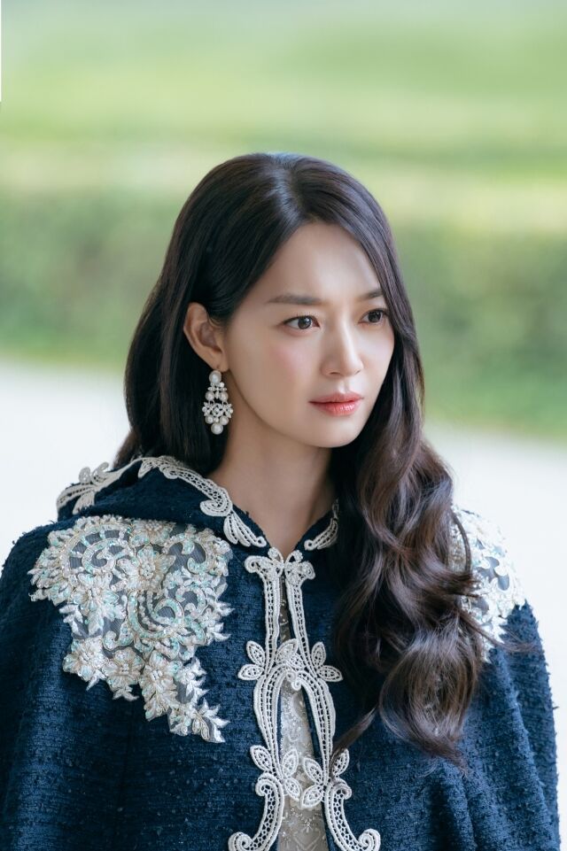 '재혼황후' 신민아 스틸./월트디즈니 컴퍼니 코리아