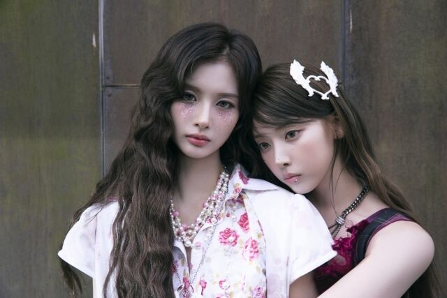 설윤X지우 포토 / JYP엔터테인먼트