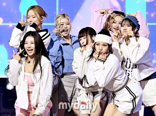 그룹 아워벌스데이 / 마이데일리