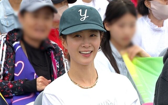 그룹 소녀시대 멤버 겸 배우 유리가 '전국노래자랑' 제주도편에 포착됐다. / KBS 1TV
