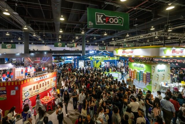 멕시코 관람객들로 붐비는 ‘2026 멕시코 K-박람회’ 전시·체험 행사장 전경 / 한국콘텐츠진흥원(KOREA CREATIVE CONTENT AGENCY)