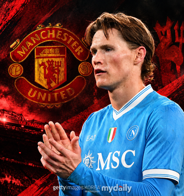 6일 영국 '팀토크'에 따르면 맨체스터 유나이티드가 스콧 맥토미니(나폴리)의 복귀를 고려하고 있다./게티이미지코리아·AI생성이미지