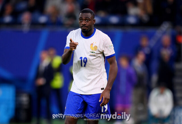 2024년 열린 유로 2024에 프랑스 축구대표팀 소속으로 참가하고 있는 유수프 포파나./게티이미지코리아