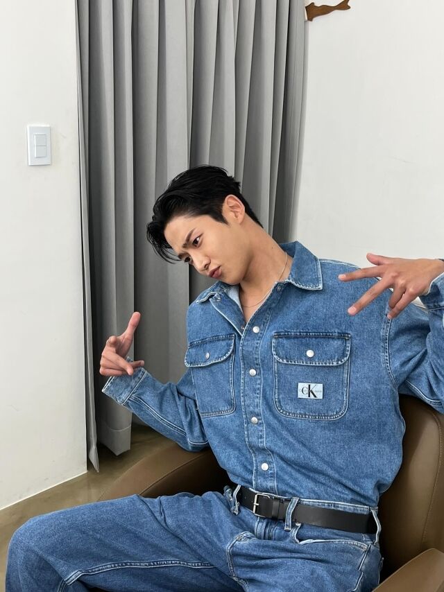 배우 로운./로운 소셜미디어