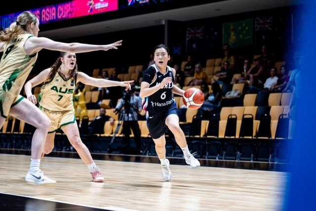 임연서가 드리블을 하고 있다./FIBA 제공