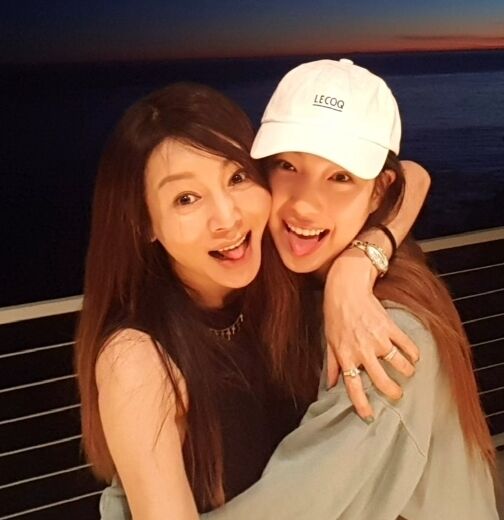 / 황신혜 SNS