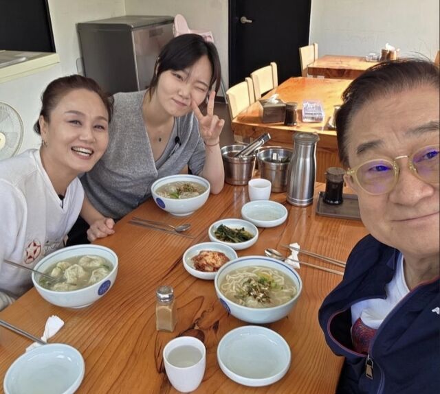 왼쪽부터 이경실, 손수아, 이홍렬/소셜미디어