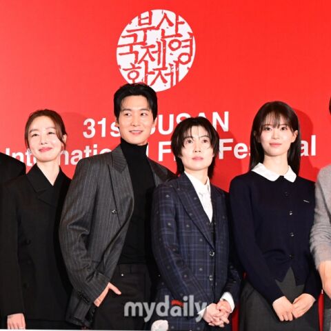 '심은경' 개막작 기자회견서 나온 암살자(들) 질문...'부국제' 측 입장은?