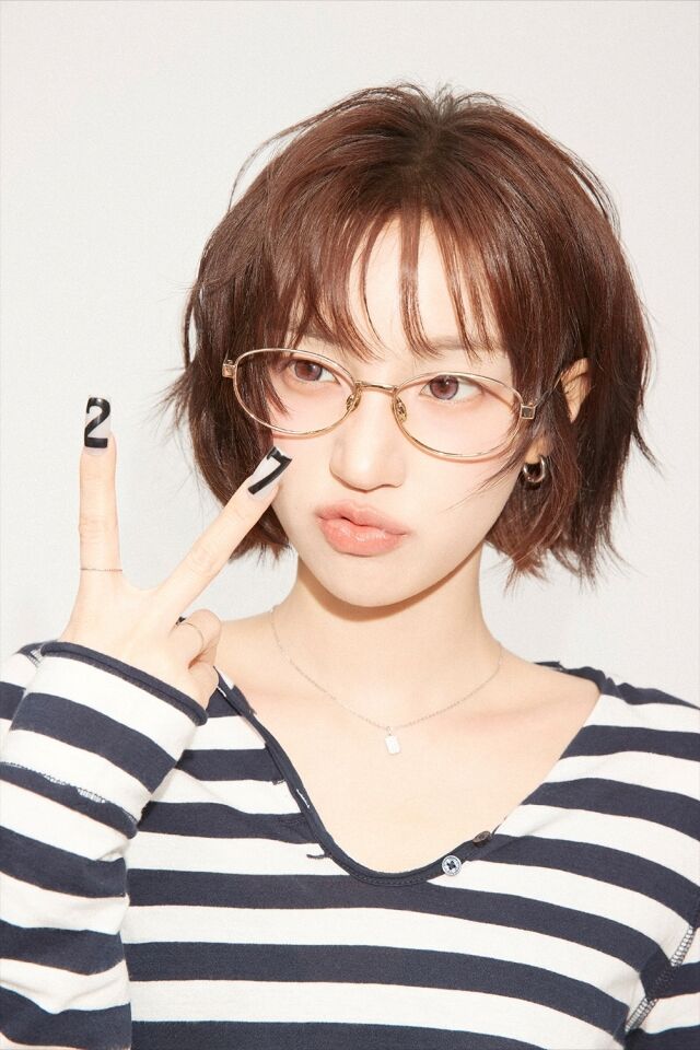 아이들 우기 미니 2집 '27' 콘셉트 포토 / 큐브엔터테인먼트