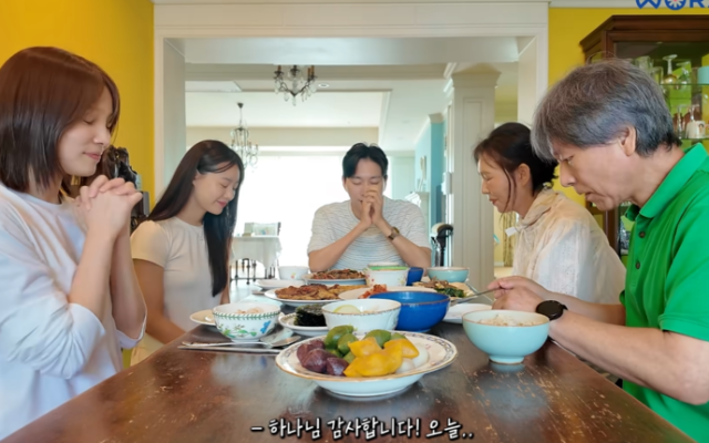 최근 온라인 커뮤니티와 SNS에는 지난 2024년 9월 유튜브 채널 ‘위라클’에 공개된 영상이 재확산됐다. /유튜브 채널 ‘위라클’