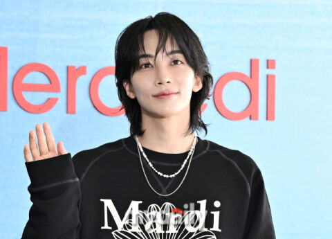 [MD포토] 세븐틴 정한, '빛나는 잘생김'