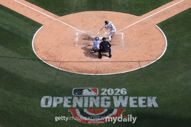 올 시즌 메이지러그(MLB) 개막전이었던 시카고 화이트삭스와 토론토 블루제이스 경기./게티이미지코리아