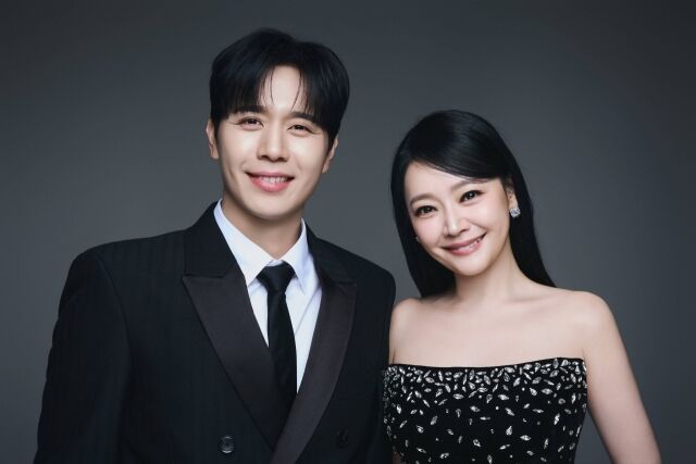 손준호, 김소현 / 팜트리아일랜드