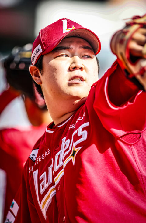 통산 선발 단 5회 투수에게 홈 피날레 맡긴 이유 있었네&hellip;내년엔 '풀타임 선발'로 만나요 "규정이닝&middot;10승 하고파" [MD인천]